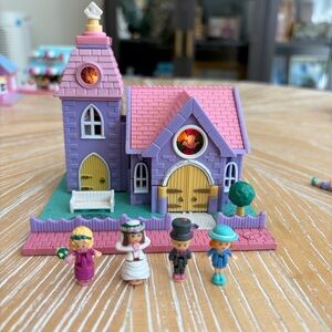 1993 COMPLETE Wedding Chapel w Steeple & Skirt Polly Pocket Bluebird LIGHTS